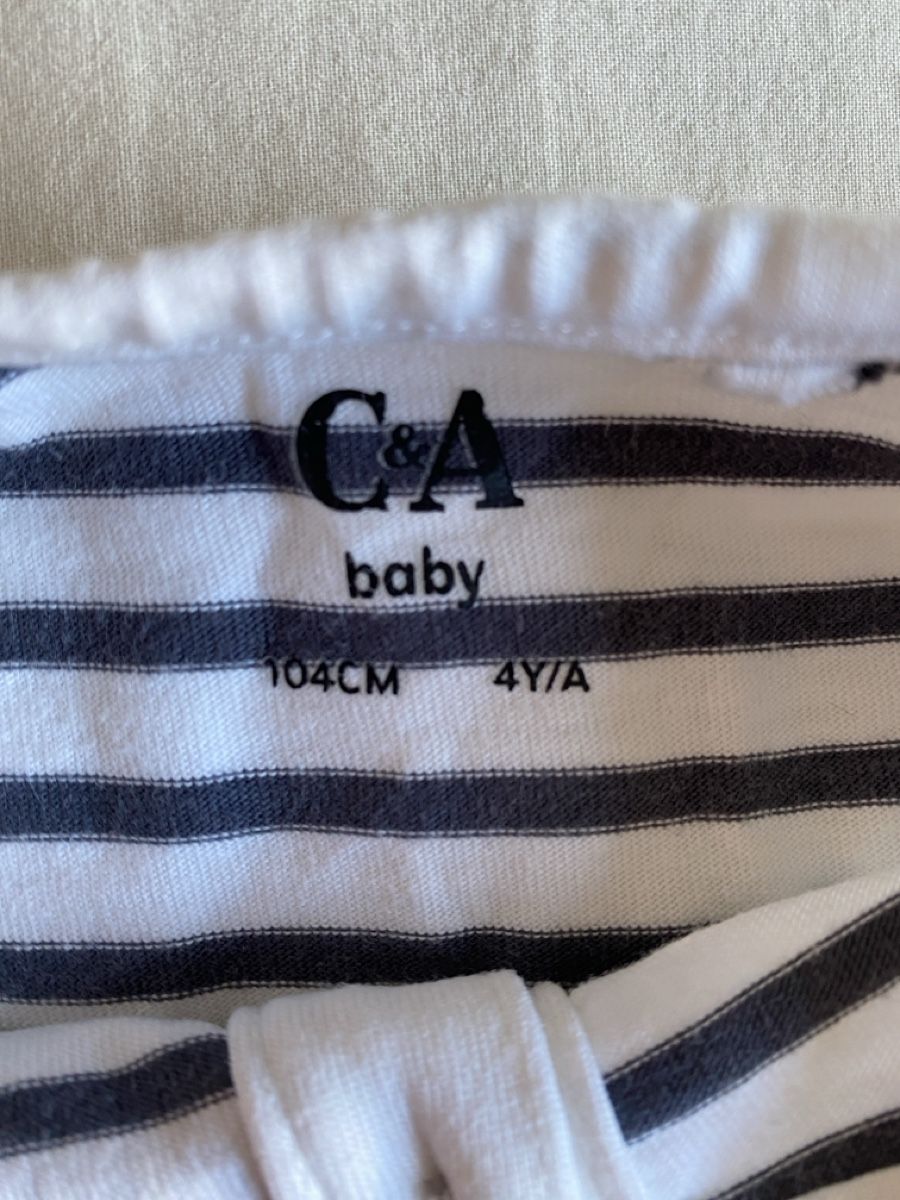 C&A Blusen, T-Shirts & Tops: Bluse Gr: 104cm – Gebraucht aus Studen BE von par_f69n 1