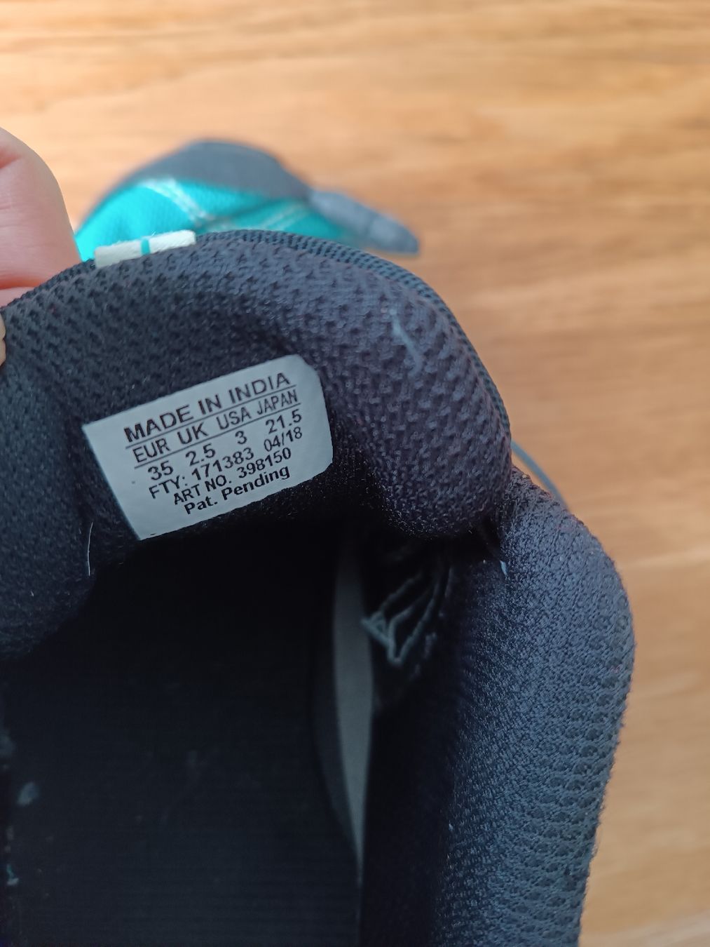 Salomon Schuhe für Jungen: Salomon Trekkingschuhe in Grösse 35 – Gebraucht aus Heiden von Sotema 3