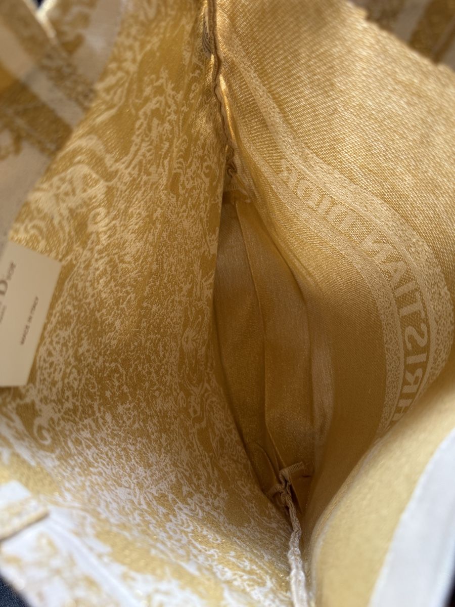 Dior Borse: Christian Dior holiday tote bag – Nuovo e nell'imballaggio originale da Luzern venduto da sas_r89l 5