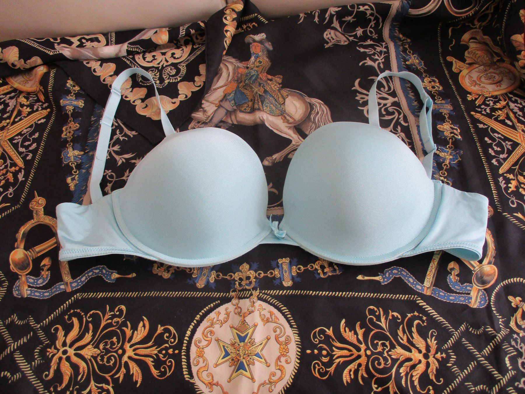 Altra biancheria intima: Neuer push up BH, hellblau nicht weiss – Nuovo (secondo la descrizione) da Zürich venduto da elena_99