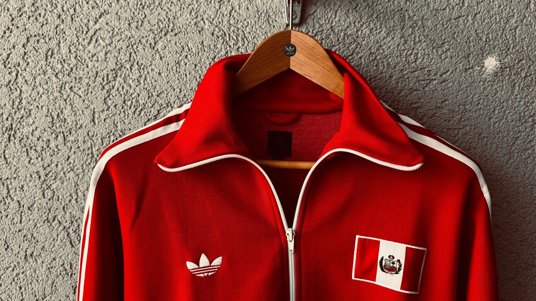 Adidas Giacche: adidas TT / Peru – Usato da Unterägeri venduto da suchebiete7 2