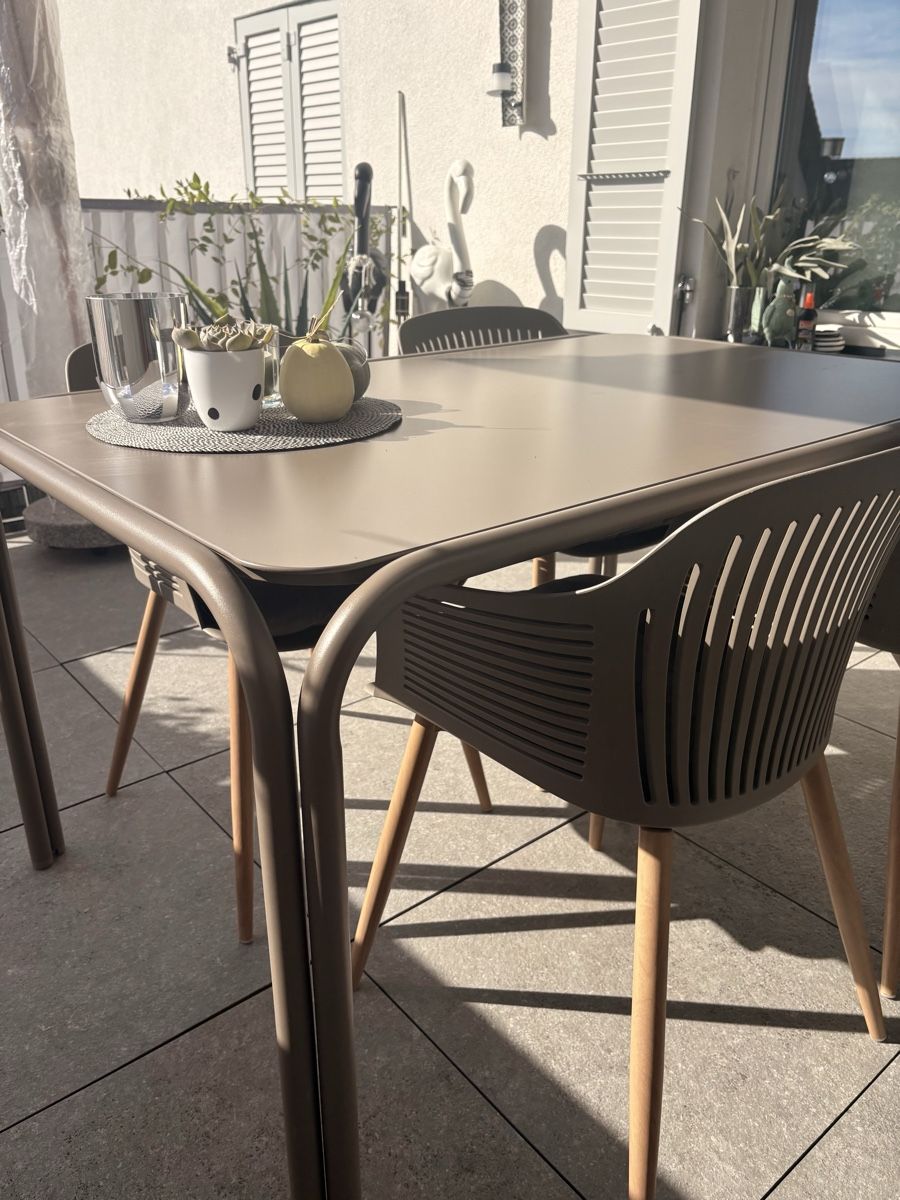 Tischset: Gartentisch Set mit vier Stühlen – Gebraucht aus Stüsslingen von fra_5gs2 3