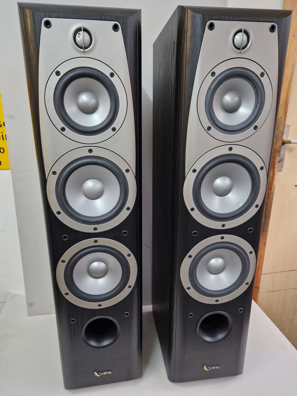Infinity Haut-parleurs: lautsprecher Infinity Alpha 40 – D'occasion à Uetendorf par MrCapone 1