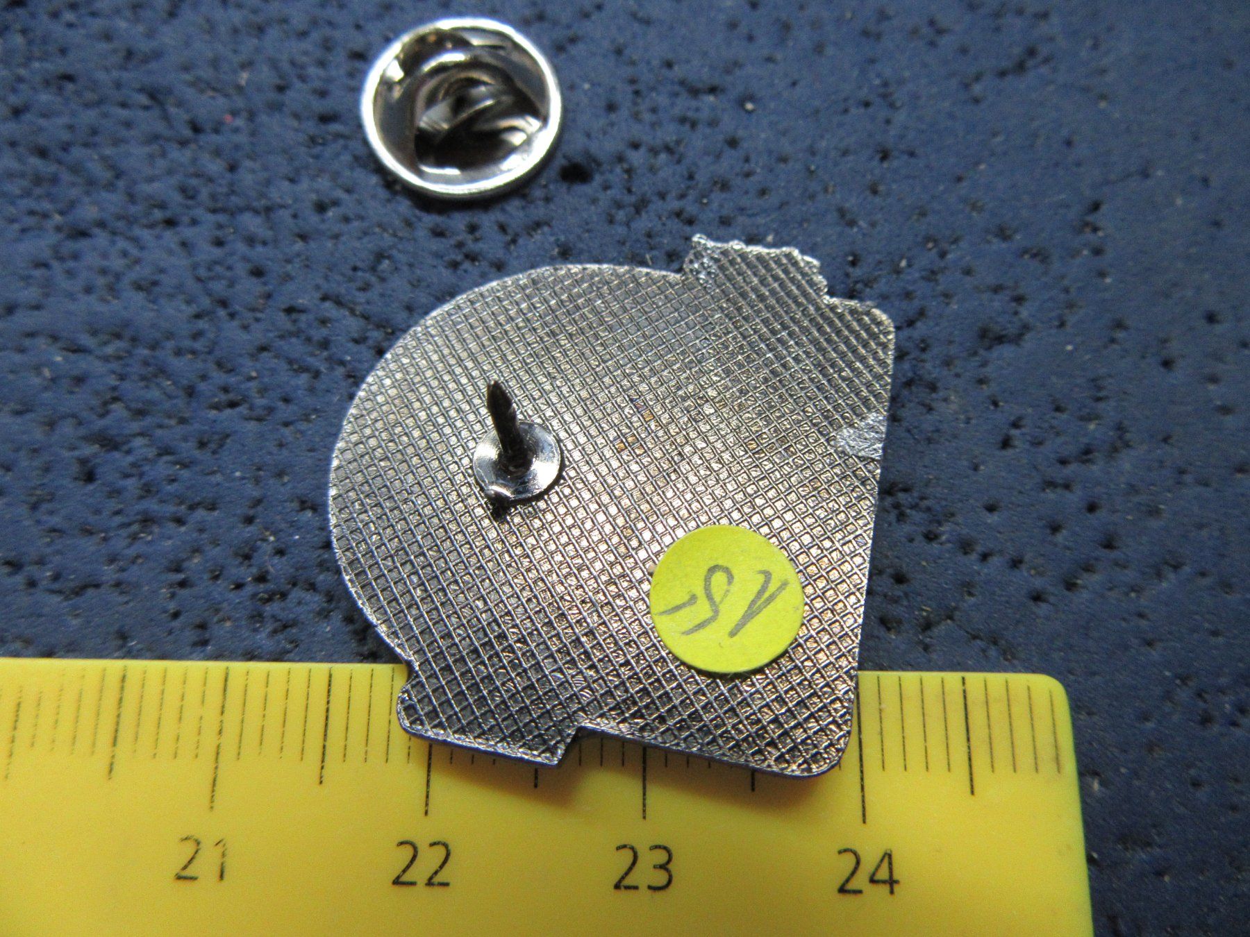 Plaketten & Abzeichen: DUCKSTEIN BIER PIN – Gebraucht aus Ettingen von Hausi4711 1