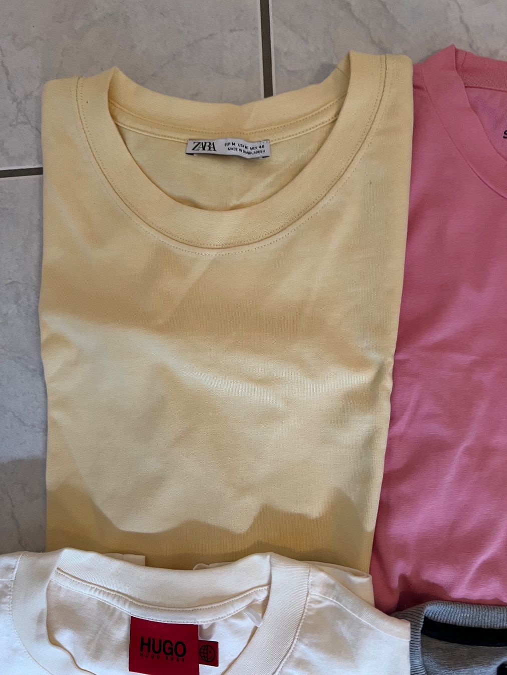 Magliette Polo: Lot de 9 T-shirt taille M – Usato da Basel venduto da La.Bonne.affaire 3