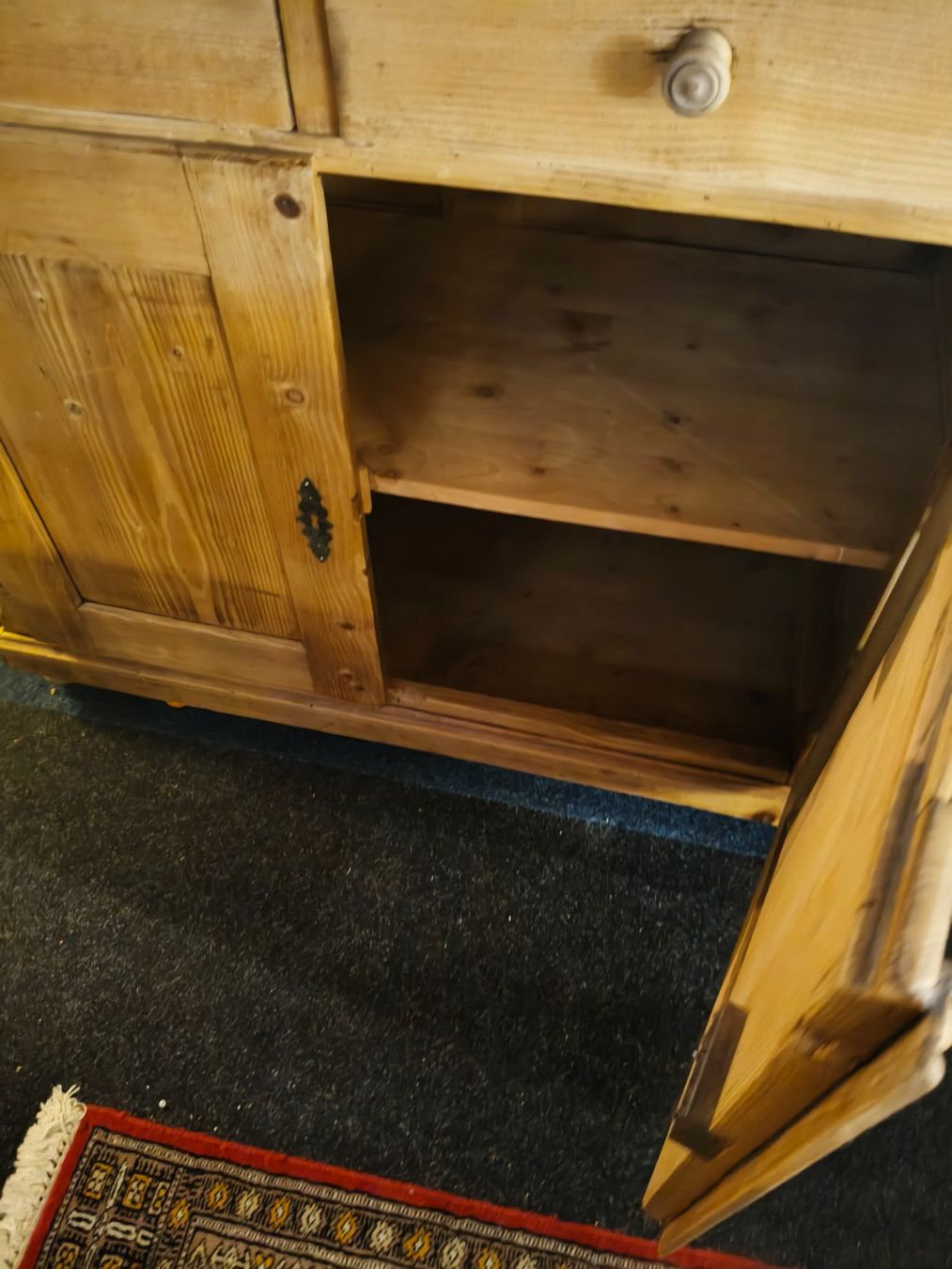 Büffets: Antiker Buffet-Schrank – Gebraucht aus Zwingen von inf_2blh 3