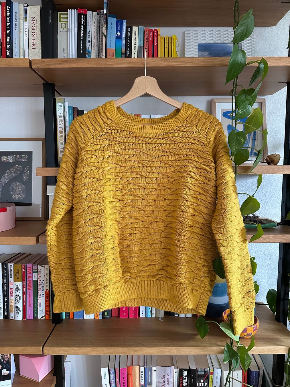 Pull&Bear Maglioni & Felpe: Gelber Wollpulli Pull & Bear – Usato da Zürich venduto da Honeyboo