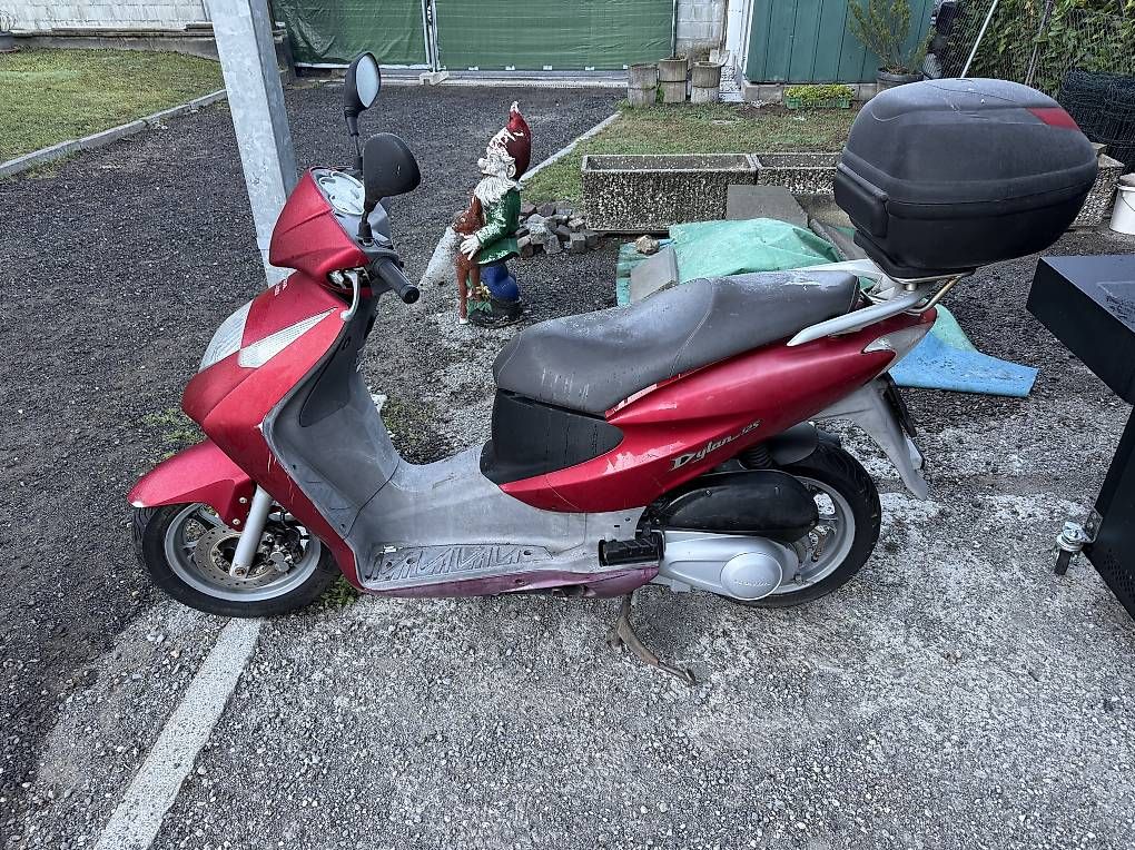 Honda Scooter: Scooter Honda dylan 125 – Usato da Quartino venduto da Biondo27