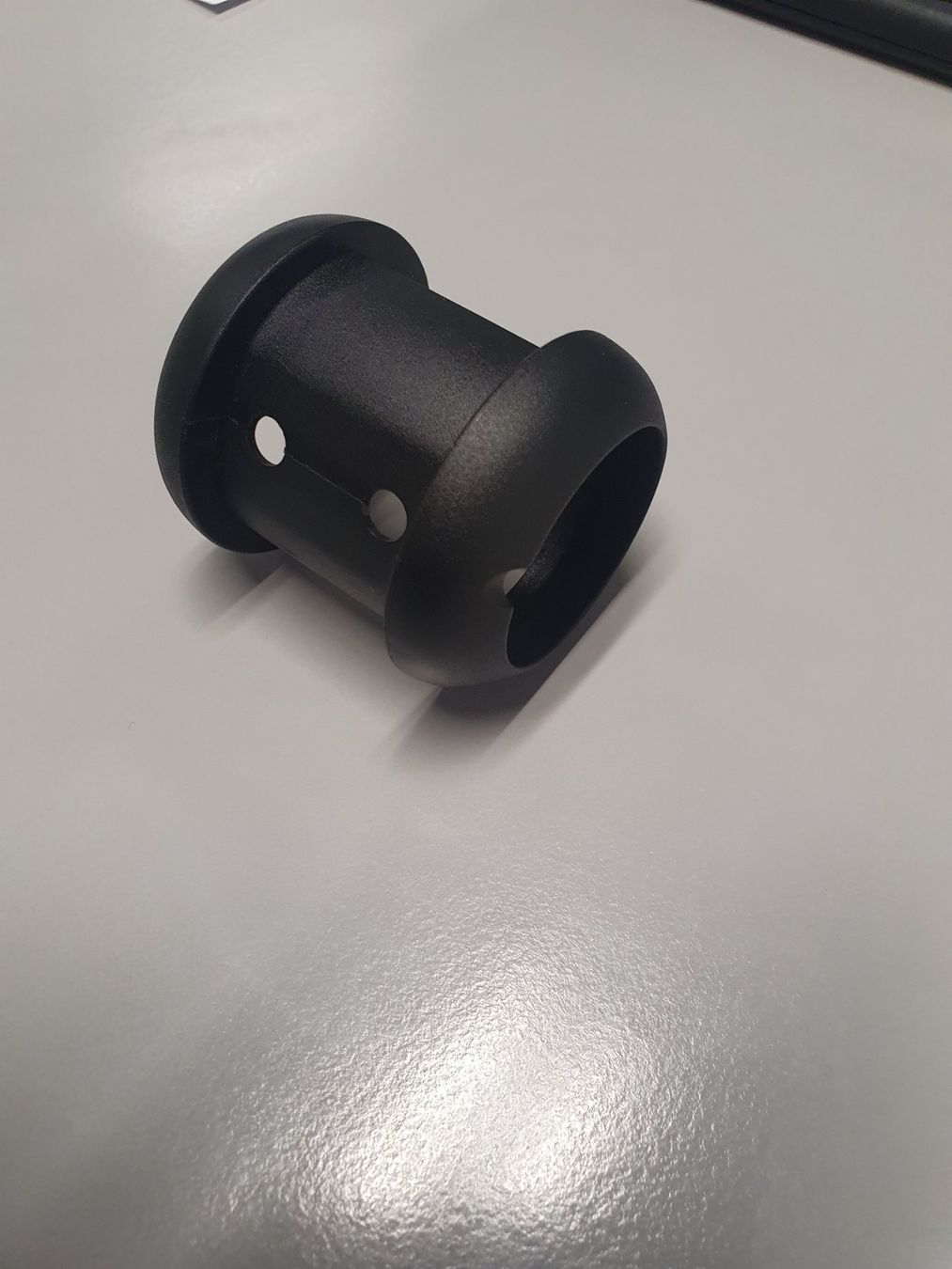 Tavole da surf e di nuoto: Maui Sails Internal Lock Body 40mm – Nuovo e nell'imballaggio originale da Silvaplana venduto da Swisskitesurf