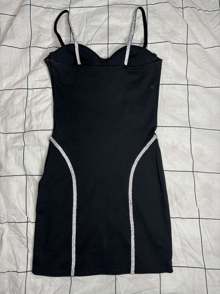 Tally Weijl Vestiti: Black Mini Dress with Rhinestone Trim – Usato da Bern venduto da kri_y8h8 1
