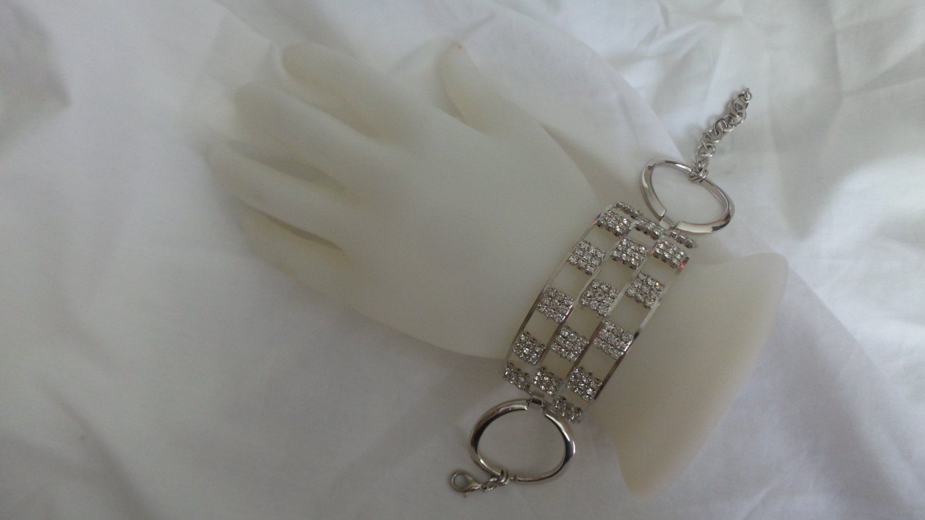 Bracelets: Strass Armband – D'occasion à Muttenz par einfach-schoen