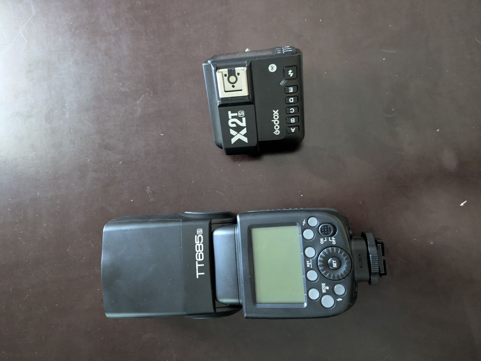 Godox Flashs: Godox TT685II Flash and X2T Trigger – D'occasion à Bern par han_lx9c