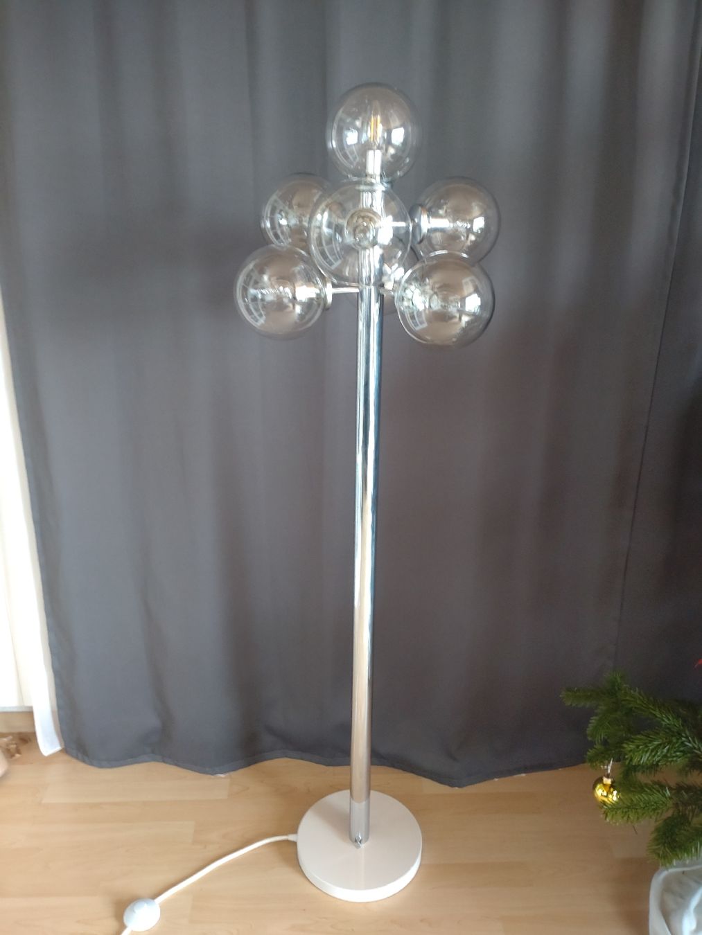 Lampade: Stehlampe – Usato da Gurmels venduto da Tube1 1