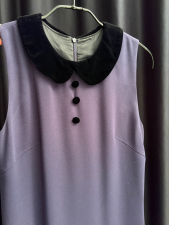 Elegantes Kleid mit Samtkragen, dunkelblau, Grösse 36