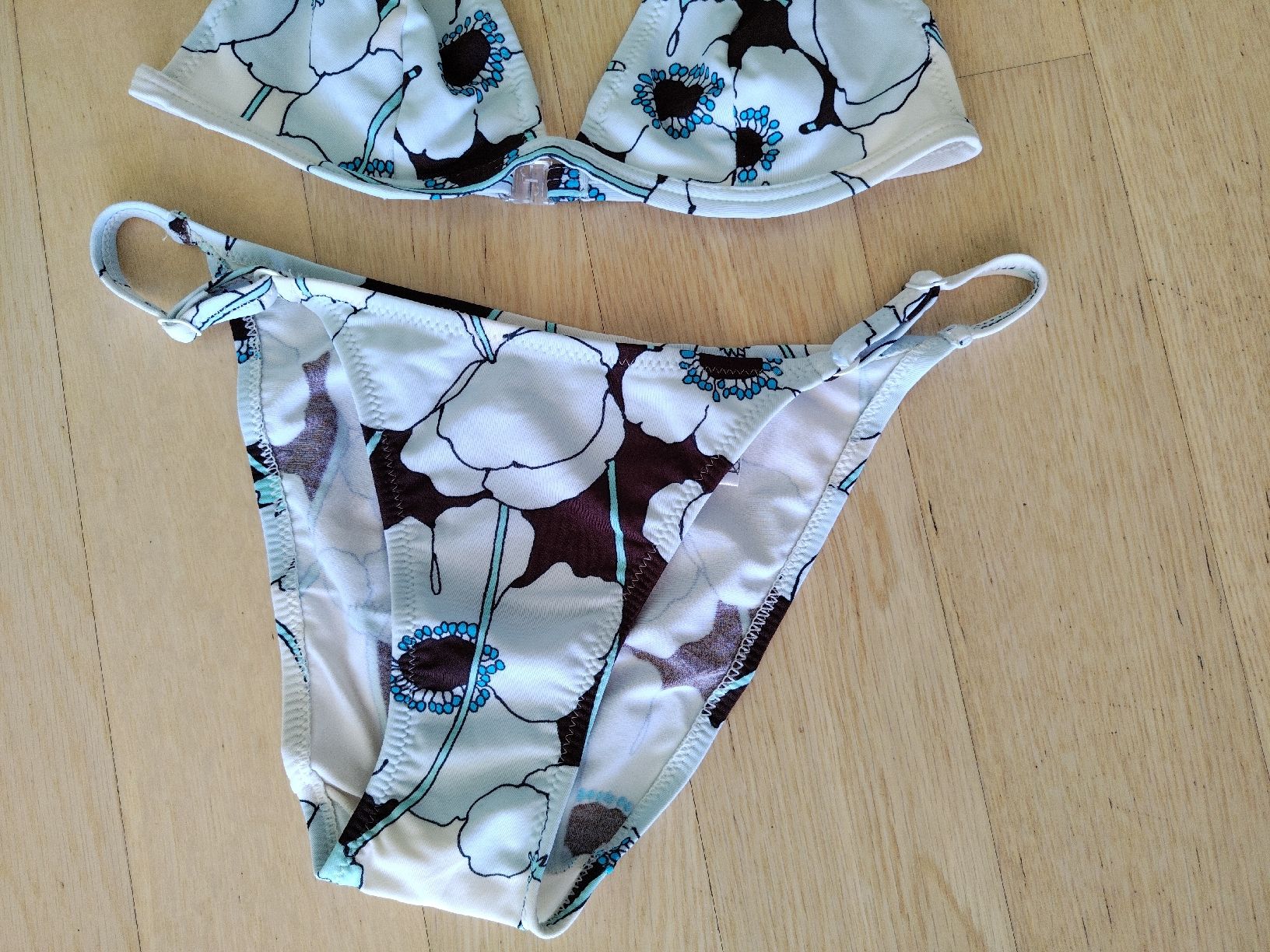 Costumi da bagno & Bikini: HUIT Bikini Blau Bunt Taille XS – Usato da Buchrain venduto da QueenyHE51 1