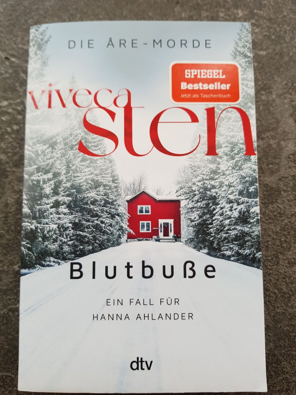 Livres: BLUTBUSSE / Viveca Sten / Schweden Krimi – D'occasion à Dietikon par marconi07