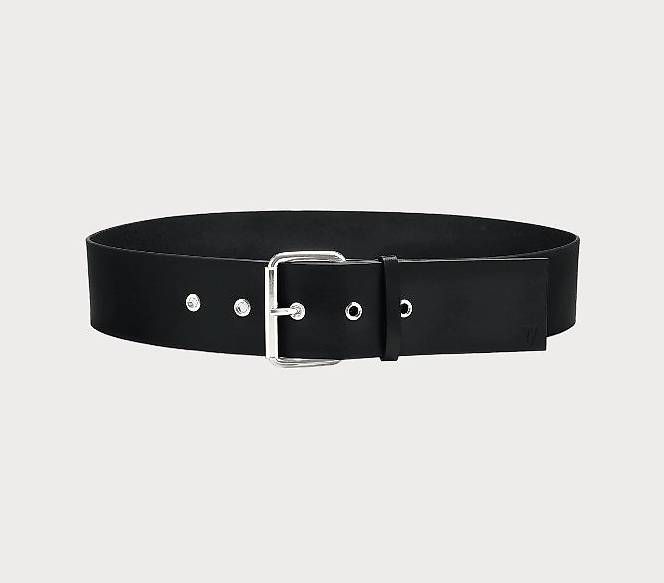 Gürtel: YVY Black Leather Buckle Belt Size 70 – Gebraucht aus Zürich von andreagerber23 3