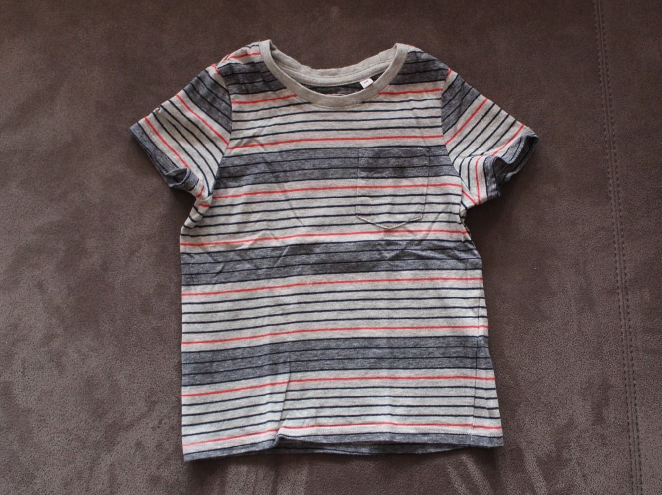 Camicie, Top & T-shirt: T-Shirt 104 – Usato da Walliswil-Nbipp venduto da Speer516