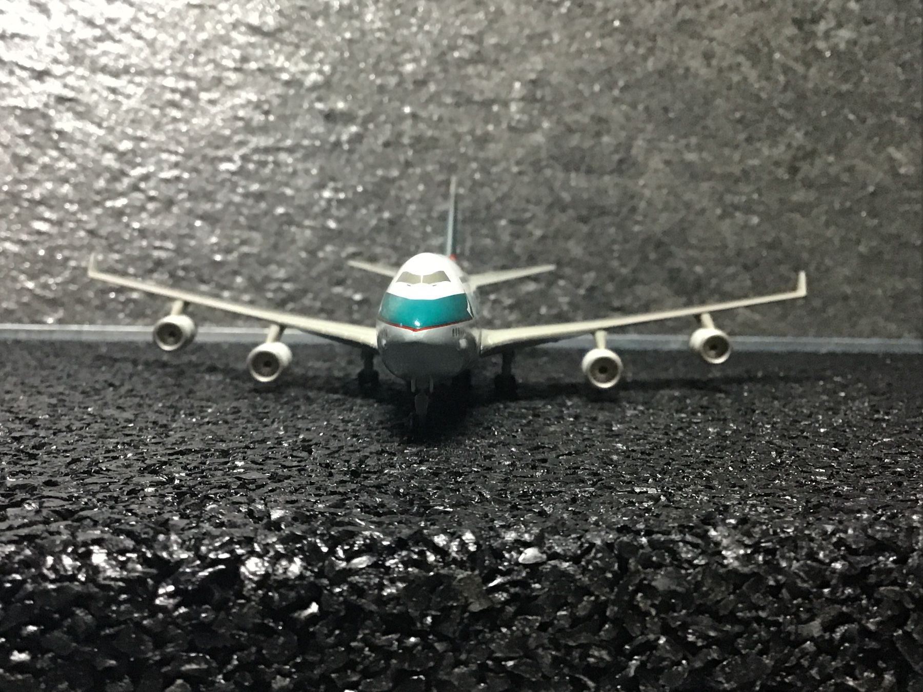 Boeing Kit di modellismo & Modellini statici: CATHAY PACIFIC B 747-400 – Usato da Männedorf venduto da Spezial-Modelle 1