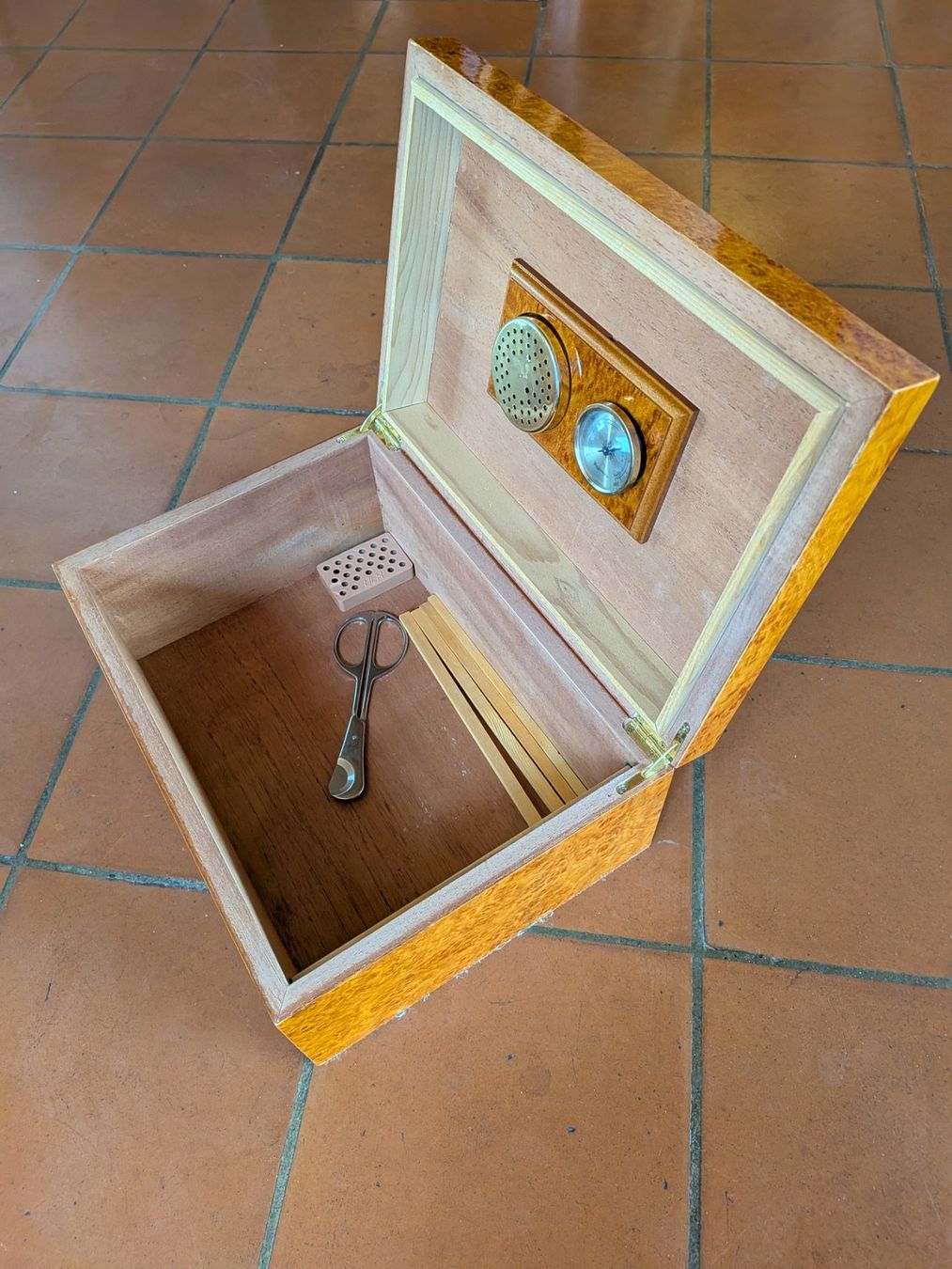 Humidificateurs: Humidor – D'occasion à Dietikon par katjakev 1