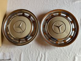 2 enjoliveurs Mercedes beige des années 70-80