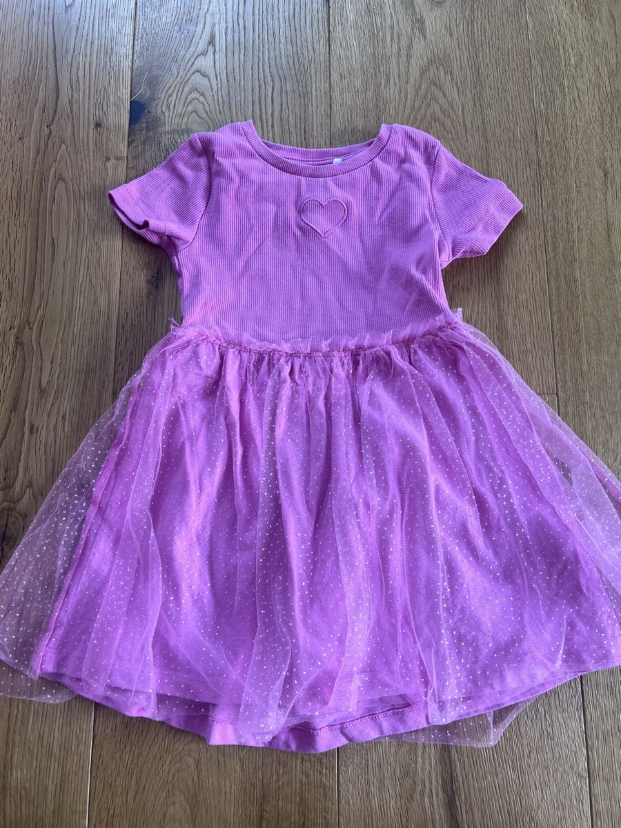 Kleider & Röcke: Kleid Grösse 98 pink – Gebraucht aus Breitenbach von Saskia.Betschart