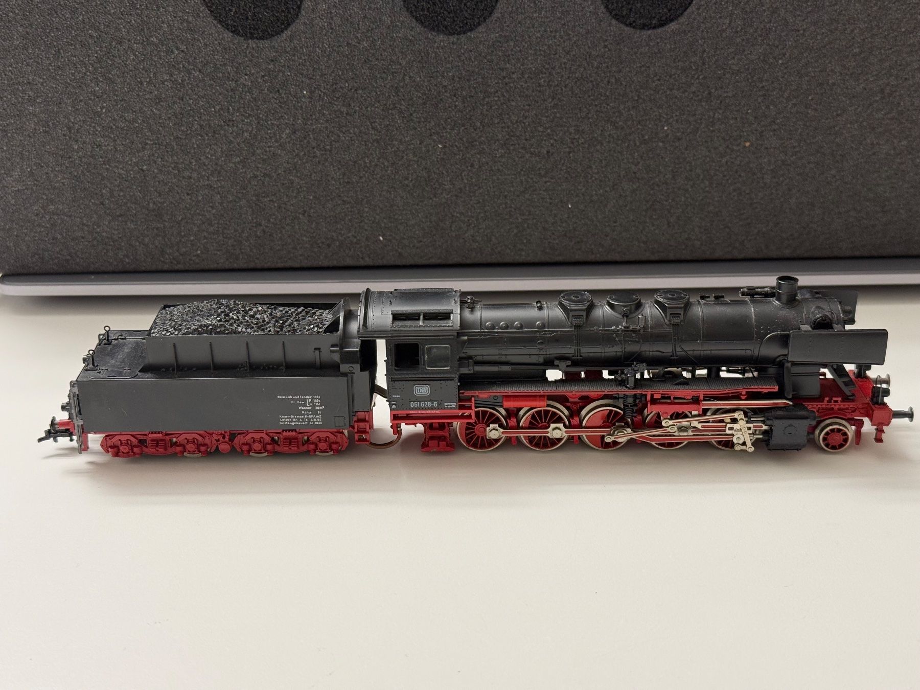 Fleischmann Modelleisenbahnen: FLM DB BR 51 Schwere Dampflok / DC HO – Gebraucht aus Jonschwil von sutfra12 3