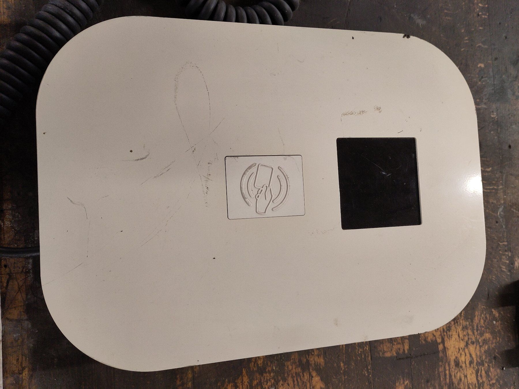 Batterie-Ladegeräte: Borne de recharge – Gebraucht aus Peyres-Possens von Monoplan