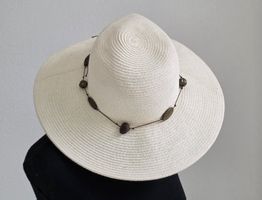 Sommerhut Strandhut Damen grosser Hut mit Perlen Gebraucht!