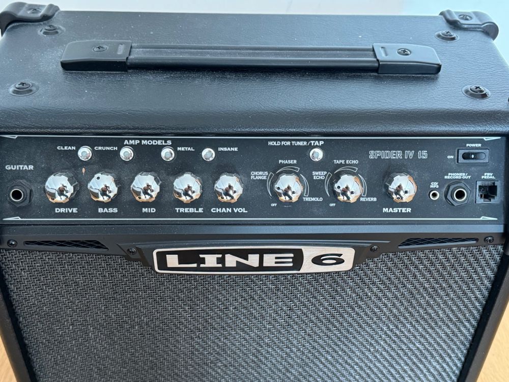 Line 6 Spider IV 15 Amplifier 15 Watt 1x8 Verstärker (Gebraucht) in ...