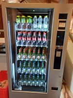 Getränkeautomat Vendo Sanden SV6 mit Lift