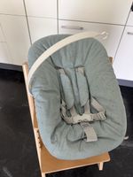 Stokke Tripp Trapp Neugeborenenaufsatz inkl. Bügel
