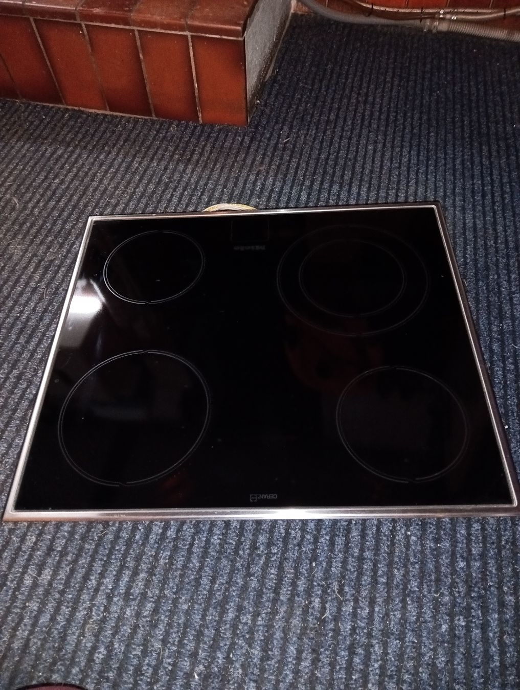 Cucine: Miele plaque vitrocéramique KM 219 400volt – Usato da La Chaux-de-Fonds venduto da miami-vice1985 5