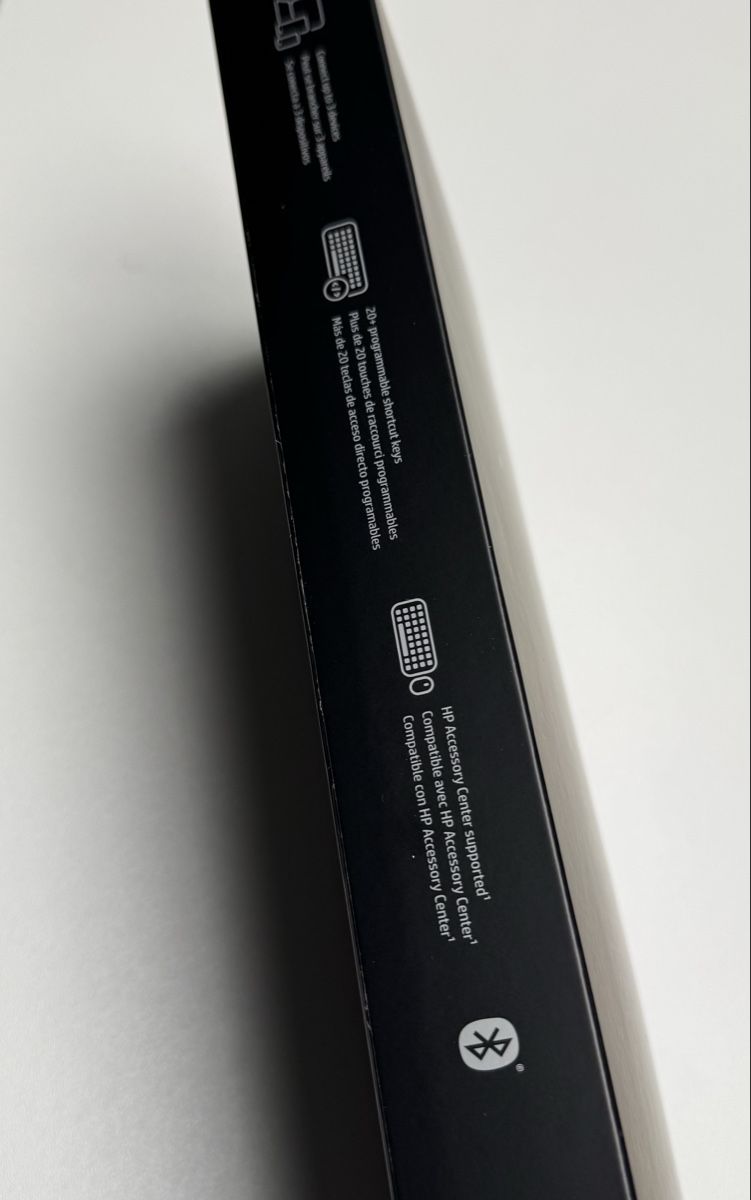 Hewlett Packard Tastaturen: HP 975 Dual-Mode Wireless Keyboard - Neu. – Neu und originalverpackt aus Oberägeri von  2