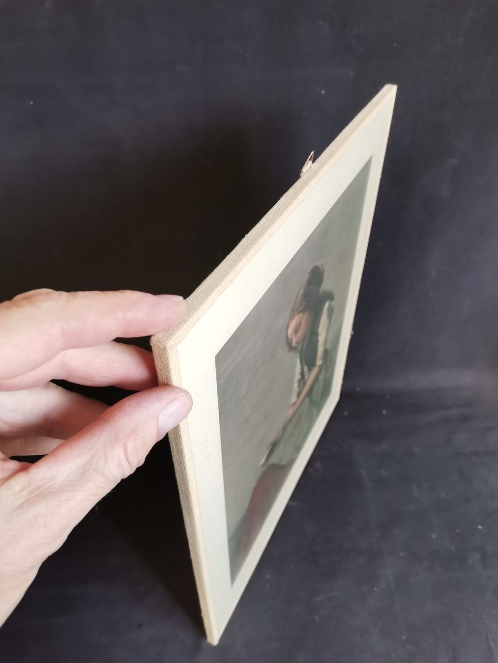 Foto & Immagini: Bild von einem Mädchen, Mädchen Bild, Sitzendes Mädchen – Usato da Wiedlisbach venduto da Kreislaufmaterial 3