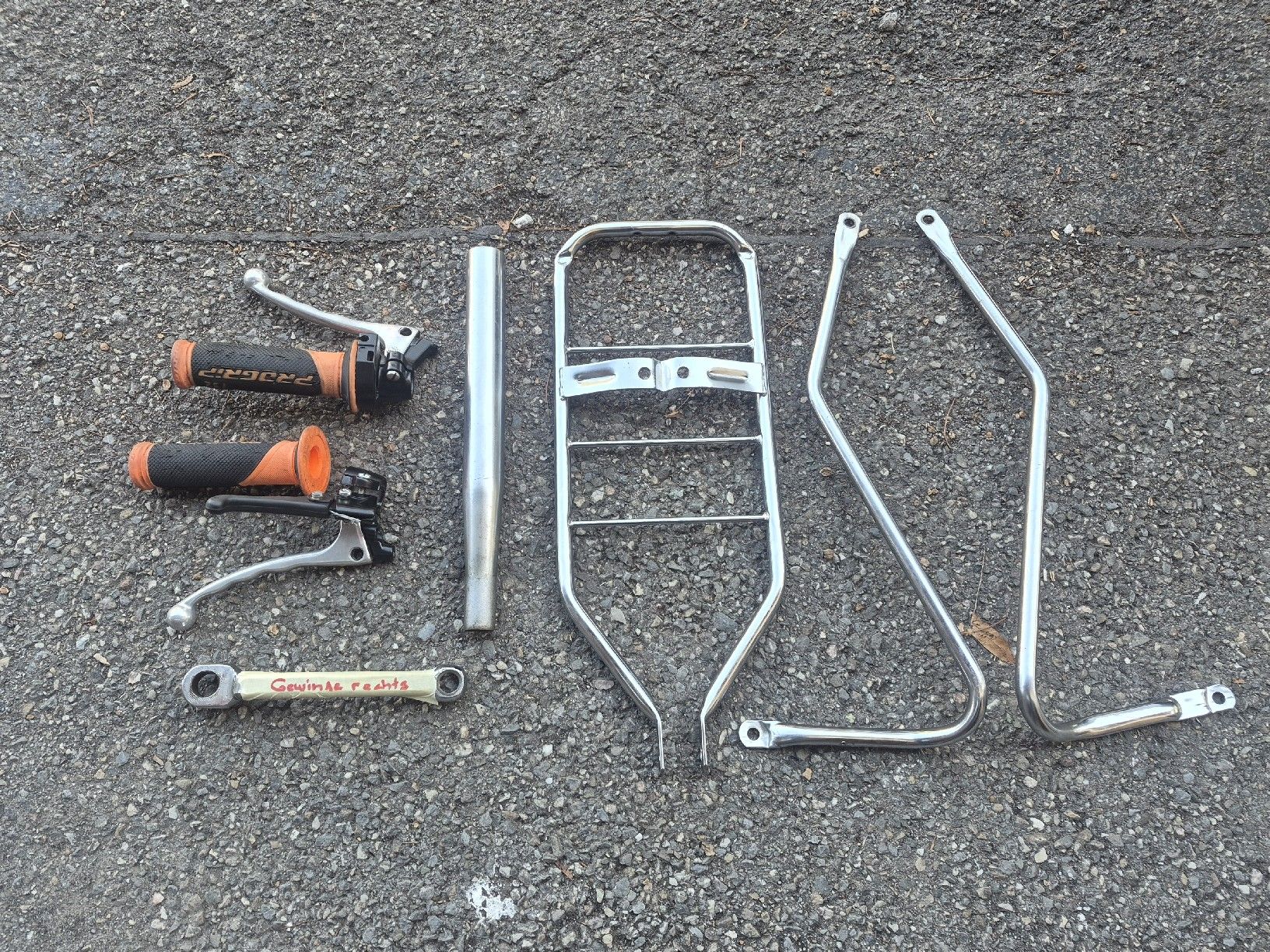 Puch Mofa-Ersatzteile: Puch Maxi S div. Teile ab 1.- – Gebraucht aus Belp von intru