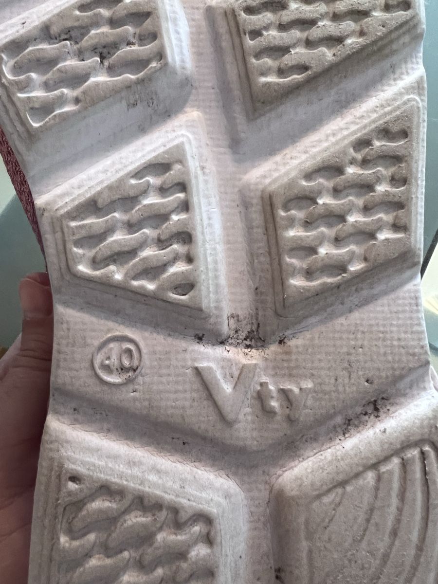 Damenschuhe: Turnschuhe Dunkelrosa Größe: 40 – Gebraucht aus Volketswil von Latinozh5 3