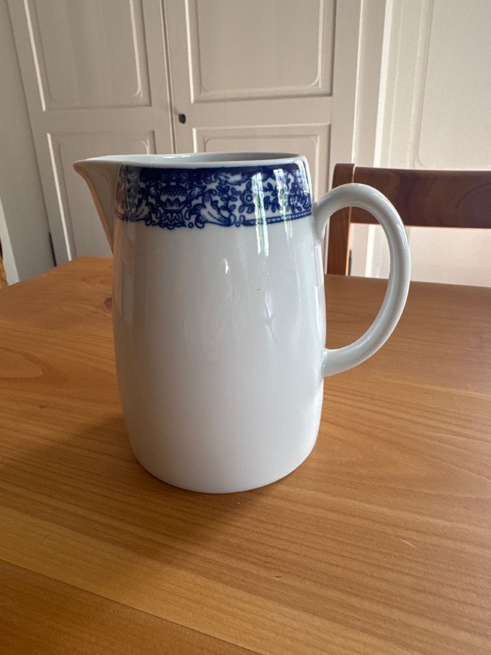 Caraffe: Milchkrug mit blauem Muster Langenthal – Usato da Cham venduto da matap1
