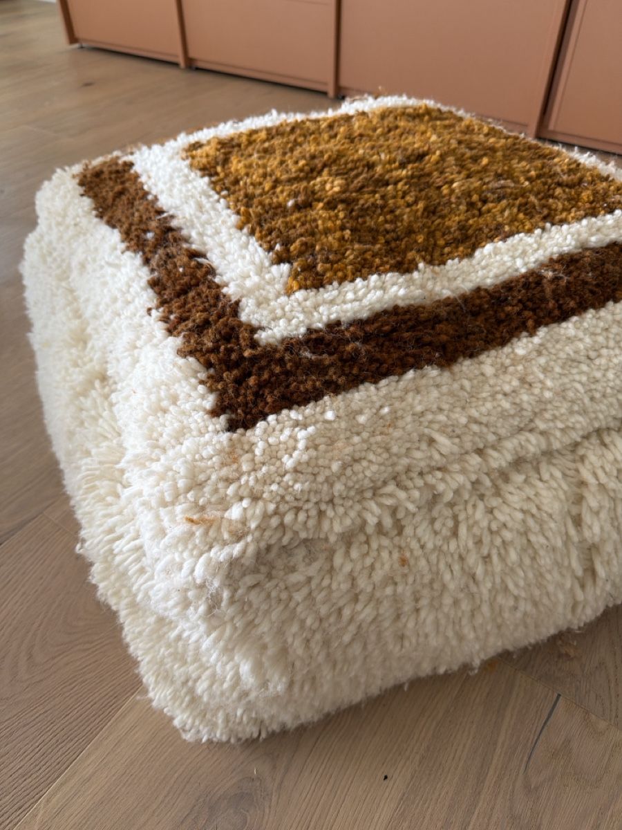 Sgabelli: Artisan pouf – Nuovo (secondo la descrizione) da Zürich venduto da mar_y8pd 1