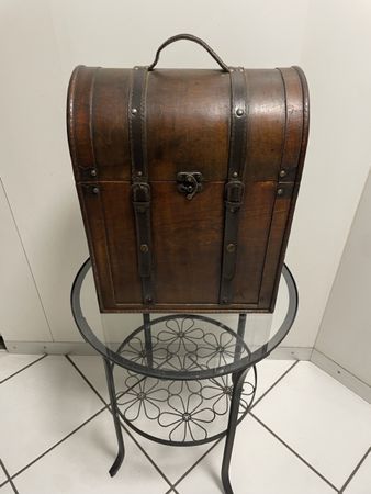 Holzkoffer im Vintage Design braun akzeptabler Zustand