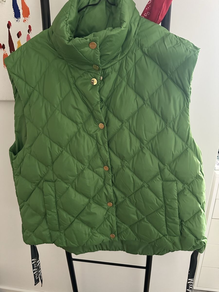 Max Mara Gilet & Giacche senza maniche: Daunengilet – Nuovo (secondo la descrizione) da Rüschlikon venduto da Lusanna