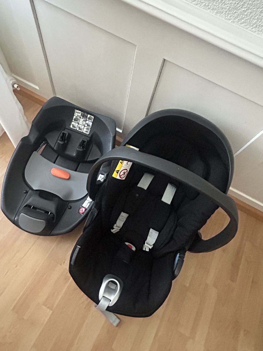 Cybex Seggiolini per auto: Cybex Babyschale Cloud Q mit Base Q-fix, Isofix schwarz – Usato da Rapperswil SG venduto da lilkate 2