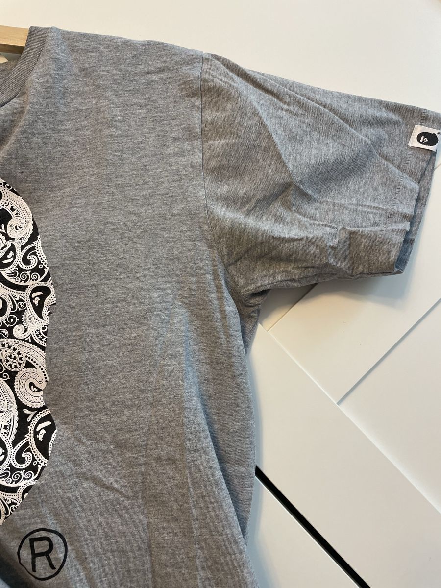 Bape T-Shirts: Tshirt von Bape x Undefeated, grau, Grösse M – Gebraucht aus Jona von Livelotte8 3