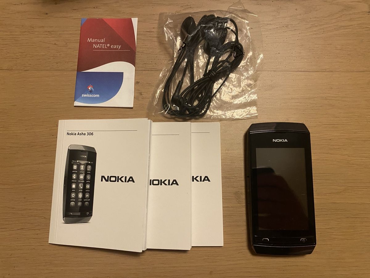 Nokia Telefoni cellulari / Smartphones: Nokia Handy Asha 306 – Usato da Zürich venduto da Kiron 1