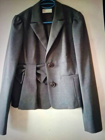Splendido blazer RedValentino grigio, particolare fiocco
