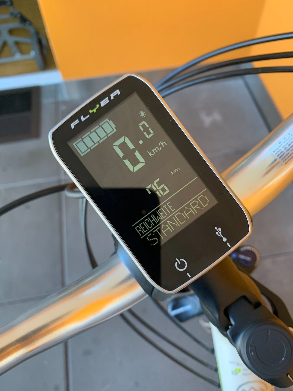 Flyer Biciclette: E-Bike Flyer Next Generation klein – Usato da schlieren venduto da pipgiu50 2