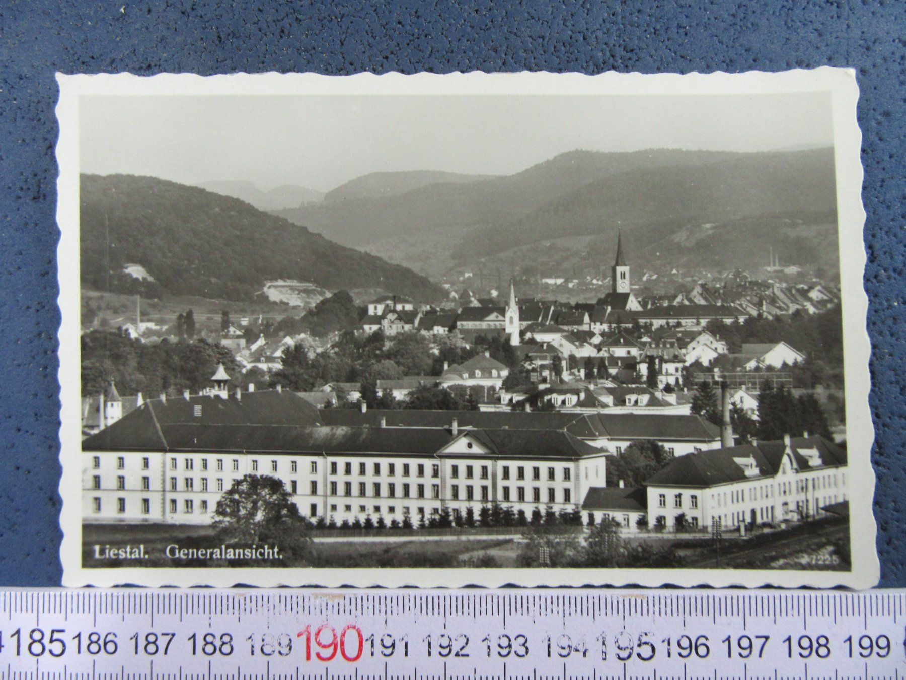 Cartoline postali: LIESTAL BL AK GENERALANSICHT – Usato da Ettingen venduto da Hausi4711