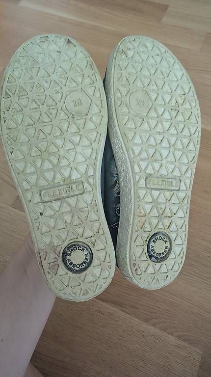 Scarpe per ragazzi: Kinderschuhe gr 28 (Leder) – Usato da Root venduto da vin_wr2l 2