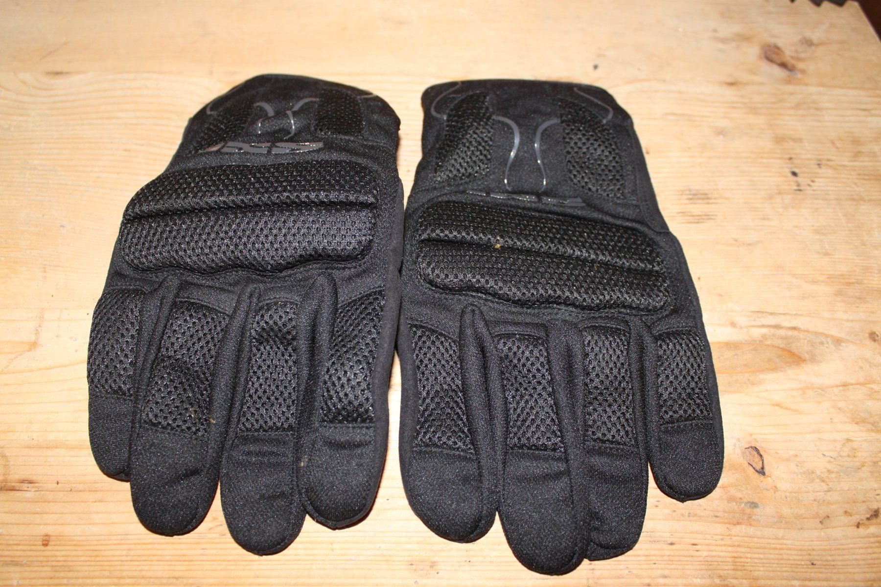 IXS Guanti & manicotti: IXS SAMUR Motorrad Handschuhe Grösse: 4XL / 14 – Usato da Domat-Ems venduto da Oiteli68