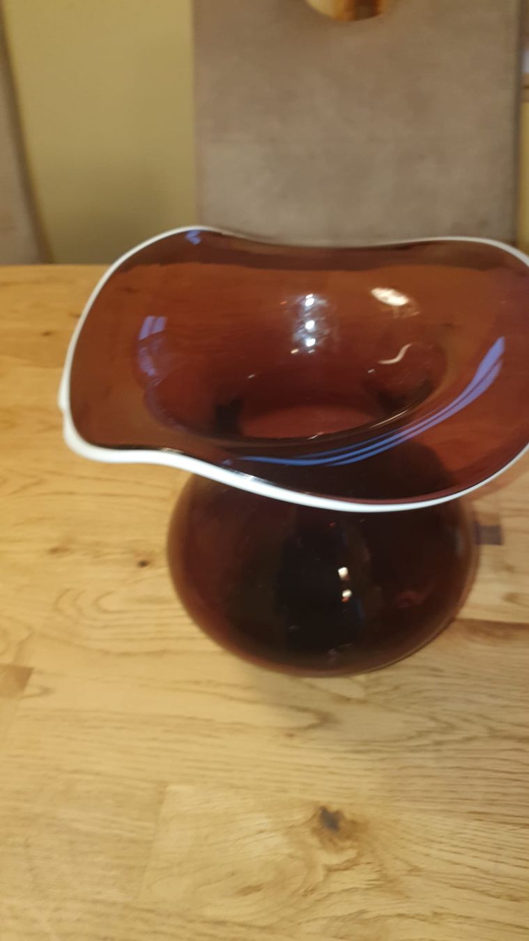 Vasen & Gefässe: Schöne violette Vase – Gebraucht aus Flawil von Naphtali 1